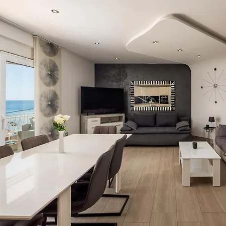 Luxury Mocca Daire Podstrana